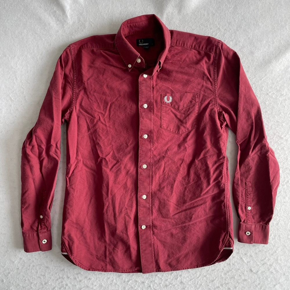 Fred Perry Button Down Shirt Mens Size S Maroon Long Sleeve Oxford M6600